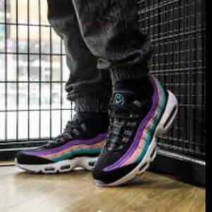 NIKE Mens Air Max 95 GS Have A Nike Day Black Jade Black Suede Sneakers | 12